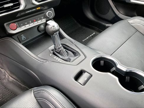 Certified 2025 Ford Mustang Premium image 17