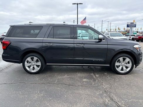 Used 2022 Ford Expedition Max Platinum AWD/4WD image 11