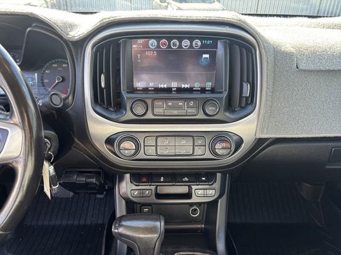 Used 2018 GMC Canyon SLT w/ Trailering Package image 17