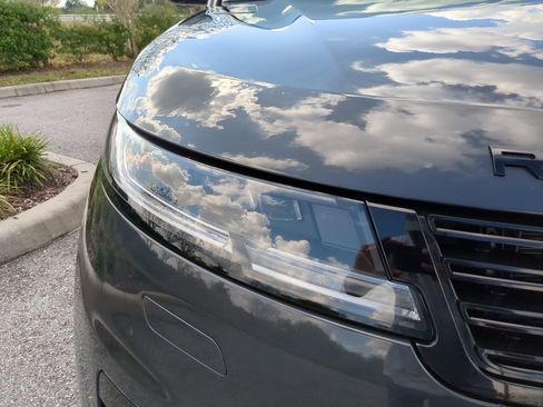 Used 2024 Land Rover Range Rover Sport Autobiography image 9