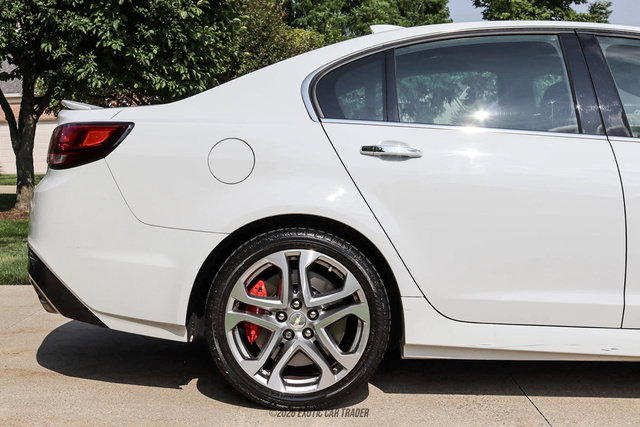 Used 2016 Chevrolet SS RWD image 10
