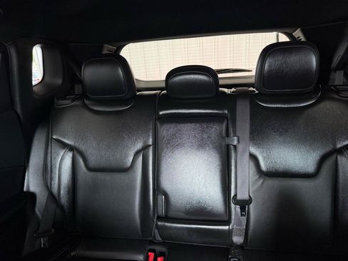 Used 2021 Jeep Compass Latitude AWD/4WD image 35