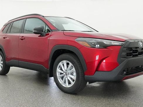 New 2026 Toyota Corolla Cross LE FWD image 2