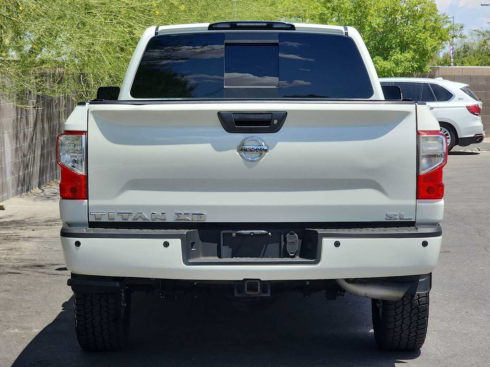 Used 2017 Nissan Titan SL RWD image 7