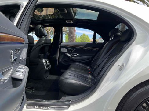Used 2014 Mercedes-Benz S 550 Sedan image 48