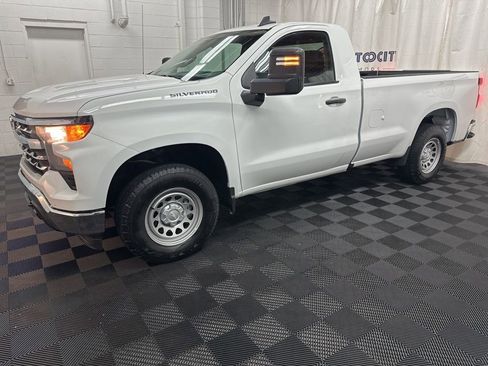 Used 2025 Chevrolet Silverado 1500 W/T w/ WT Value Package image 5