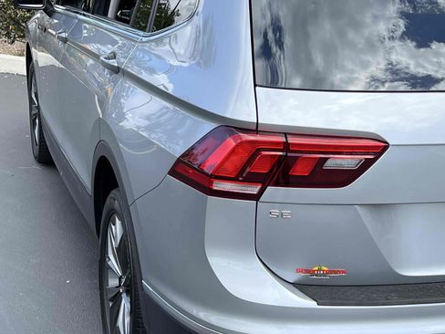 Used 2023 Volkswagen Tiguan SE FWD image 40