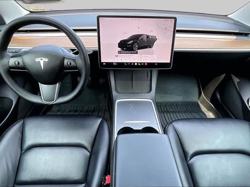 Used 2023 Tesla Model 3 Standard Range RWD image 12