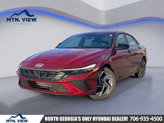 Used 2025 Hyundai Elantra Sport video 1