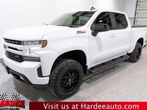 Used 2022 Chevrolet Silverado 1500 RST w/ Convenience Package II image 2