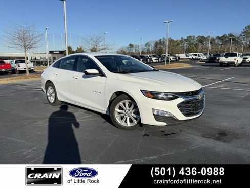 Used 2024 Chevrolet Malibu LT image 1