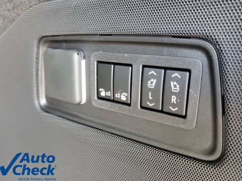 Used 2026 Cadillac Escalade V w/ LPO, ONYX Package AWD/4WD image 12