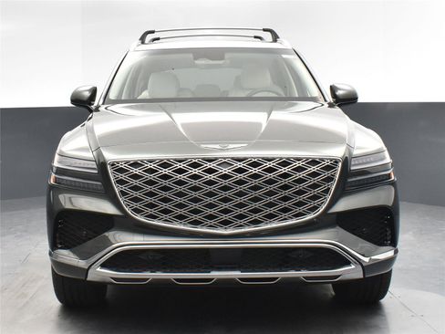Used 2025 Genesis GV80 2.5T Select image 8