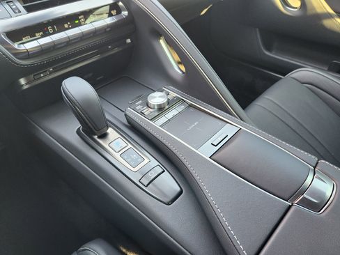 Certified 2022 Lexus LC 500 Convertible image 26