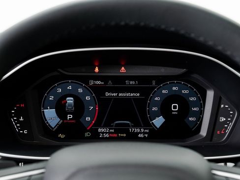 Certified 2025 Audi Q3 2.0T Premium Plus w/ Premium Plus Package image 14