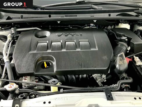 Used 2018 Toyota Corolla LE image 30