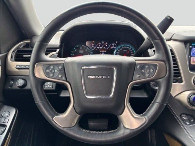 Used 2017 GMC Yukon Denali AWD/4WD image 18