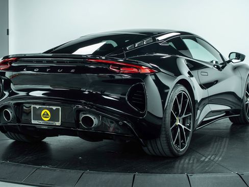 New 2025 Lotus Emira image 3