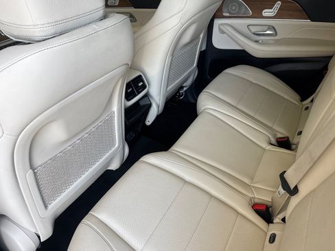 Used 2024 Mercedes-Benz GLE 350 4MATIC image 24