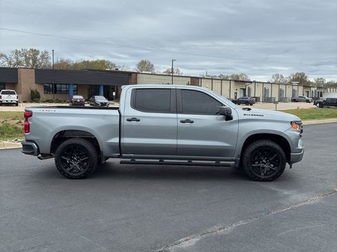 Used 2024 Chevrolet Silverado 1500 Custom w/ LPO, Dark Essentials Package image 5