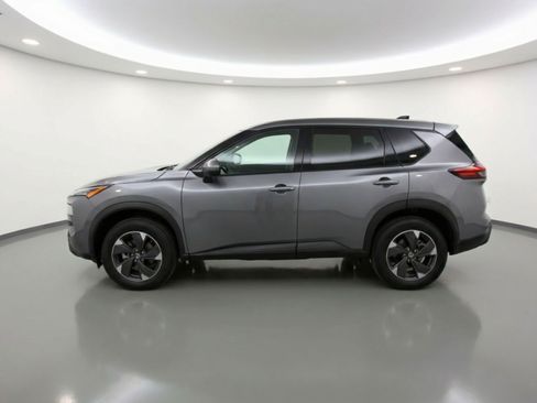 Used 2025 Nissan Rogue SV FWD image 5