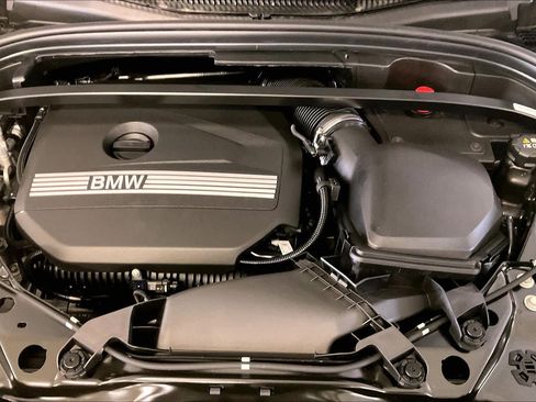 New 2026 BMW X1 xDrive28i w/ Technology Package AWD/4WD image 17