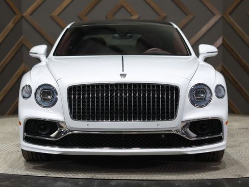 Used 2020 Bentley Flying Spur W12 image 9