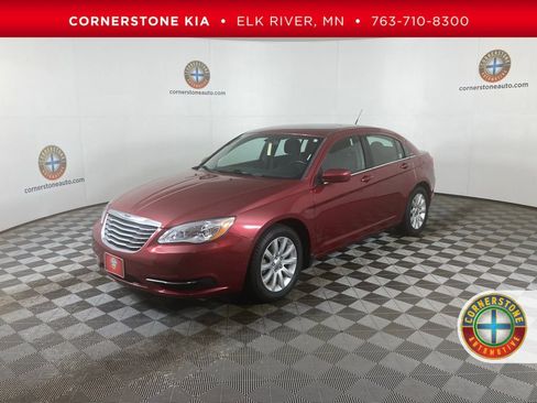 Used 2011 Chrysler 200 Touring image 1