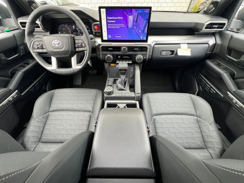 New 2026 Toyota 4Runner TRD Off-Road Premium AWD/4WD image 25