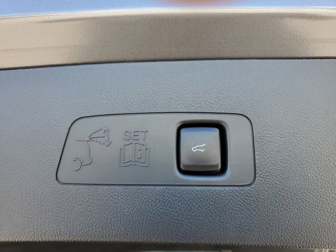 Certified 2022 Lincoln Corsair Reserve w/ Elements Package image 9