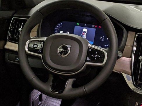 New 2026 Volvo XC90 B6 Plus w/ Protection Package Premier image 15