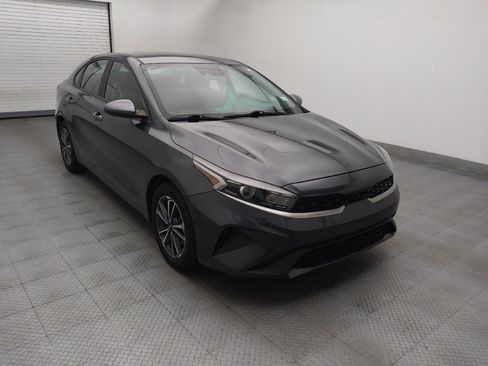 Used 2024 Kia Forte LXS FWD image 13