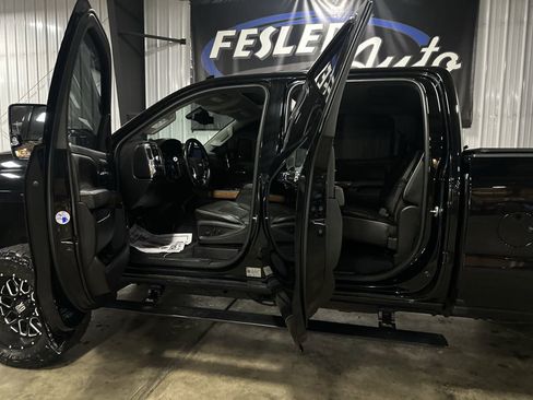 Used 2019 Chevrolet Silverado 2500 High Country w/ Duramax Plus Package image 42