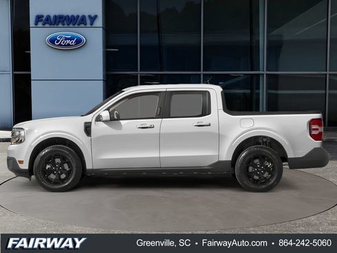 Used 2024 Ford Maverick Lariat FWD image 3