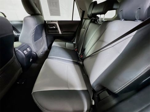 Certified 2024 Toyota 4Runner SR5 Premium image 23