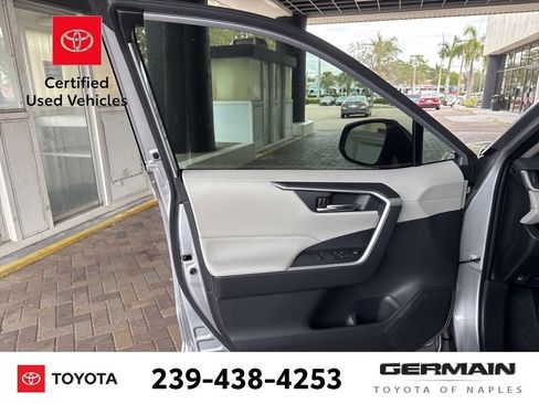 Used 2025 Toyota RAV4 XLE image 18