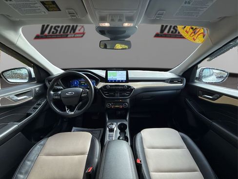 Used 2021 Ford Escape Titanium w/ Titanium Elite Package image 30