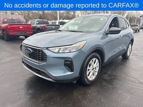 Used 2024 Ford Escape Active image 2