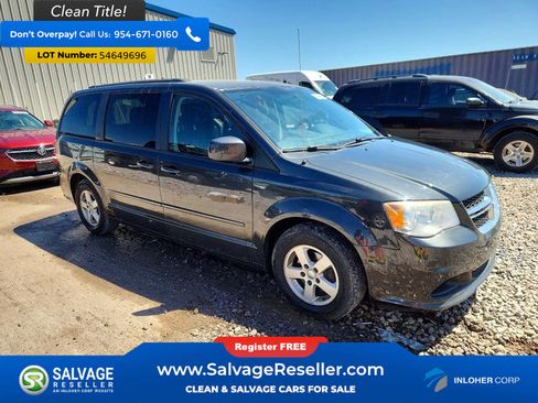 Used 2012 Dodge Grand Caravan SXT FWD image 5