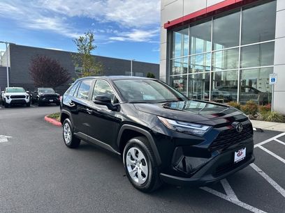 New 2025 Toyota RAV4 LE