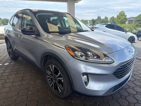 Used 2022 Ford Escape SEL w/ SEL Stealth AWD Package image 4