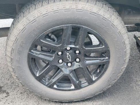 Used 2026 Chevrolet Silverado 1500 Custom w/ Turbomax Blackout Package image 34