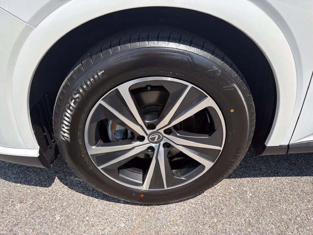 Used 2023 Lexus RX 350 Premium w/ Accessory Package (Z1) FWD image 14