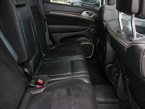 Used 2014 Jeep Grand Cherokee SRT8 w/ Luxury Group II AWD/4WD image 25