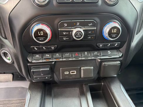 Used 2019 GMC Sierra 1500 Denali w/ Technology Package AWD/4WD image 27