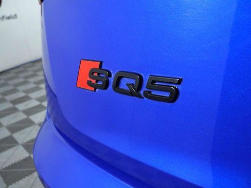 Used 2023 Audi SQ5 Prestige w/ Prestige Package AWD/4WD image 10