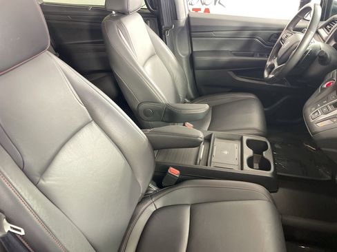 Used 2025 Honda Odyssey Sport-L image 26