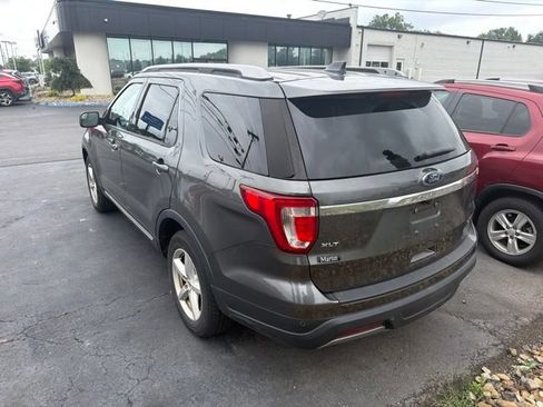 Used 2019 Ford Explorer XLT FWD image 6