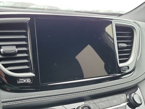 New 2026 Chrysler Pacifica Select image 14