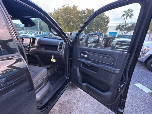 New 2025 RAM 3500 Big Horn image 31